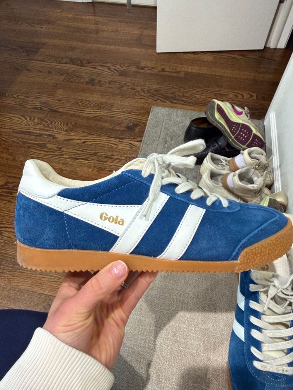 Gola Blue Suede Sneakers with White Stripes - Picture 4 of 8